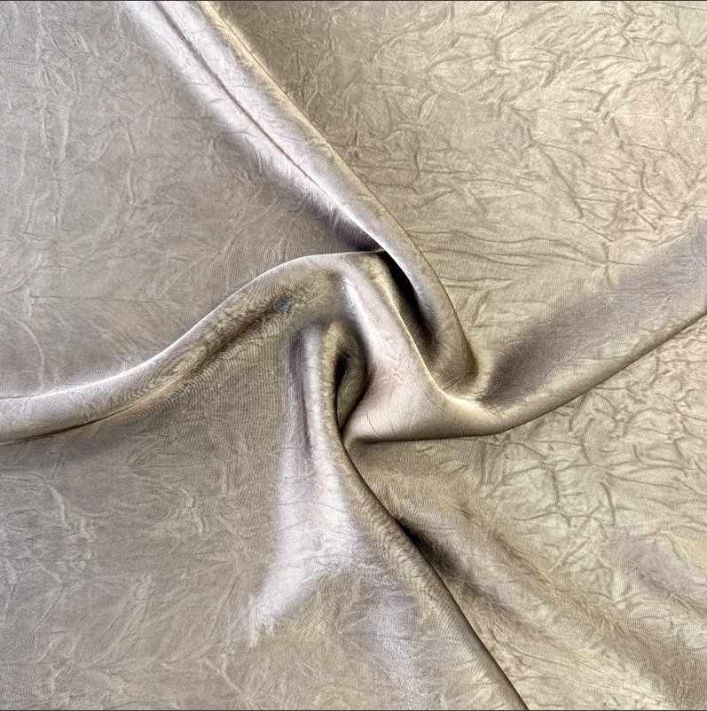 What Makes Wrinkle Resistant TR Fabric Resist Creasing?